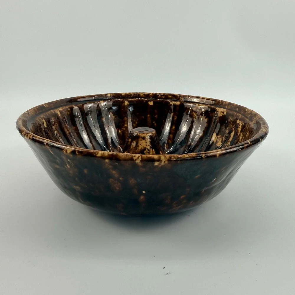 Antique Rockingham Yellowware Fluted Pudding Cake Mold Brown Glaze 8.5
